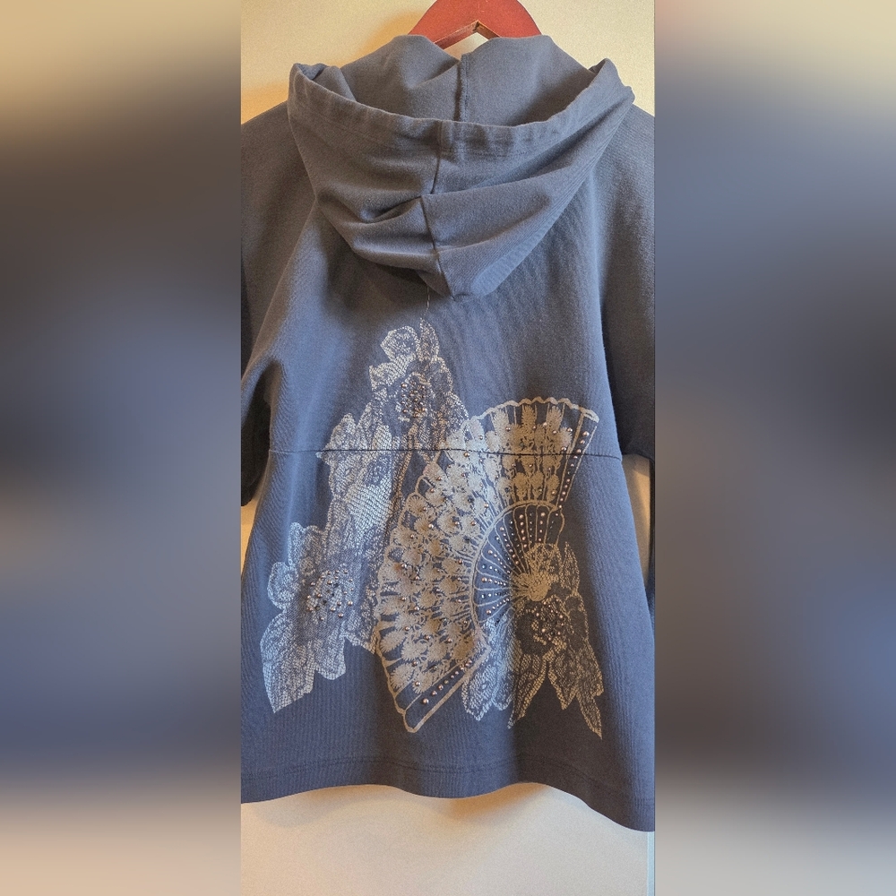 Yogi Navy Blue Embellished Hoodie and Short Set Sz S/M - Picture 11 of 14